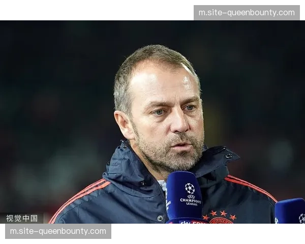 贝尔纳尔适应双后腰体系迅速，弗里克战术实验收获意外之喜